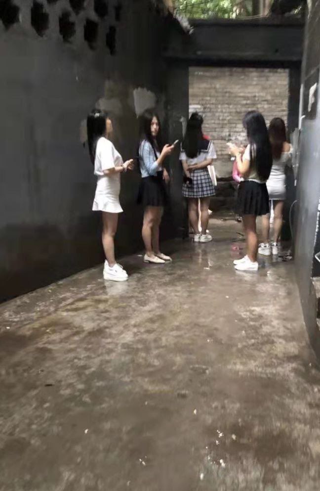 听说晋江阳光时代广场那边有，于